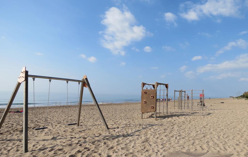 Gava Beach 1St Line Esterno foto