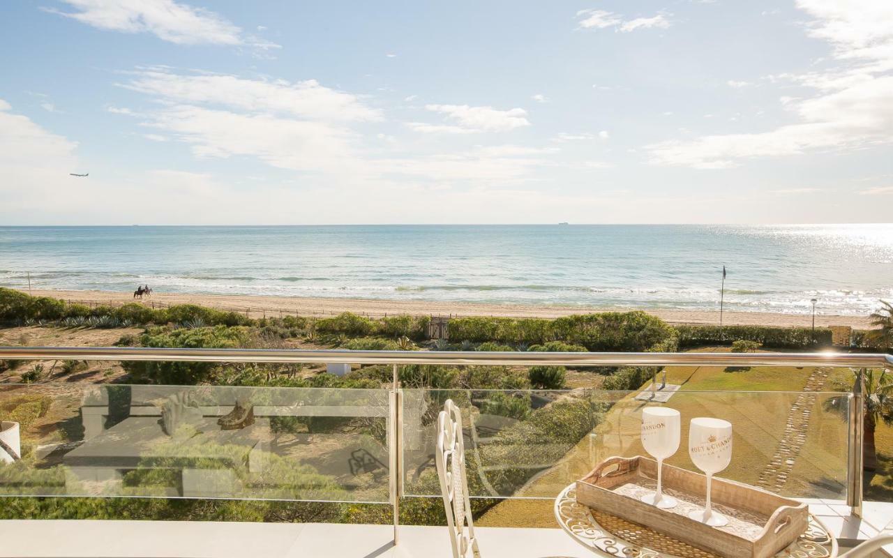 Gava Beach 1St Line Esterno foto